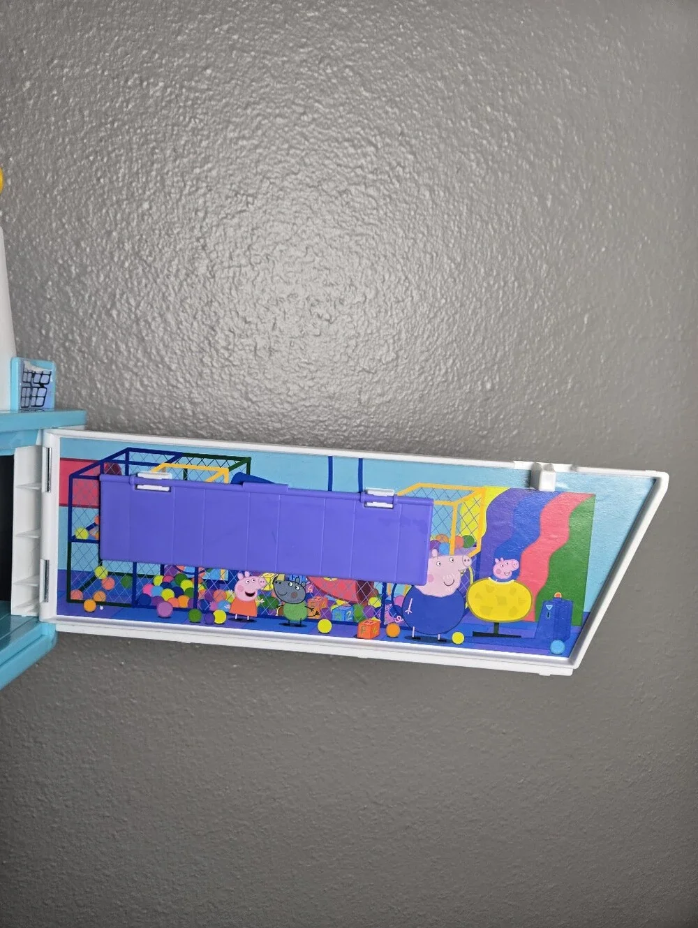 Peppa Pig Cruise Ship & Figurines